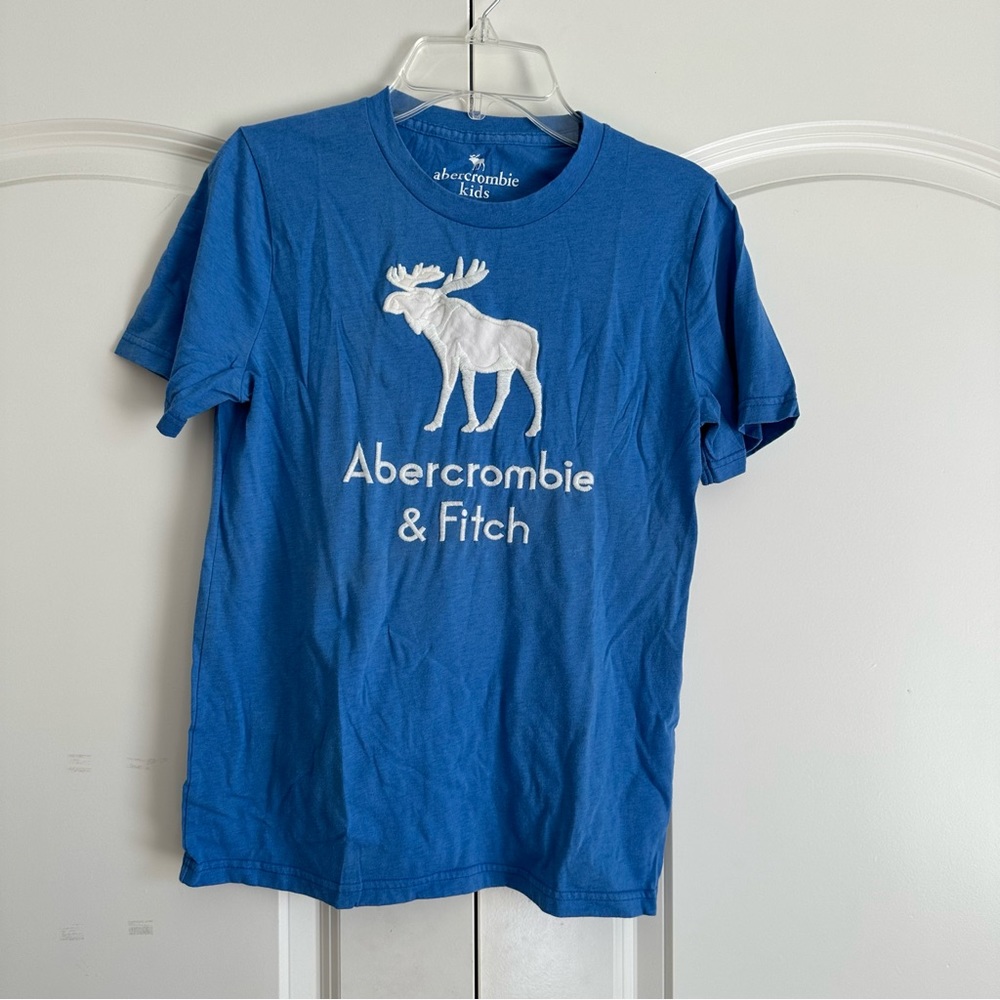 Blue Abercrombie & Fitch Kids T-Shirt - Picture 1 of 9